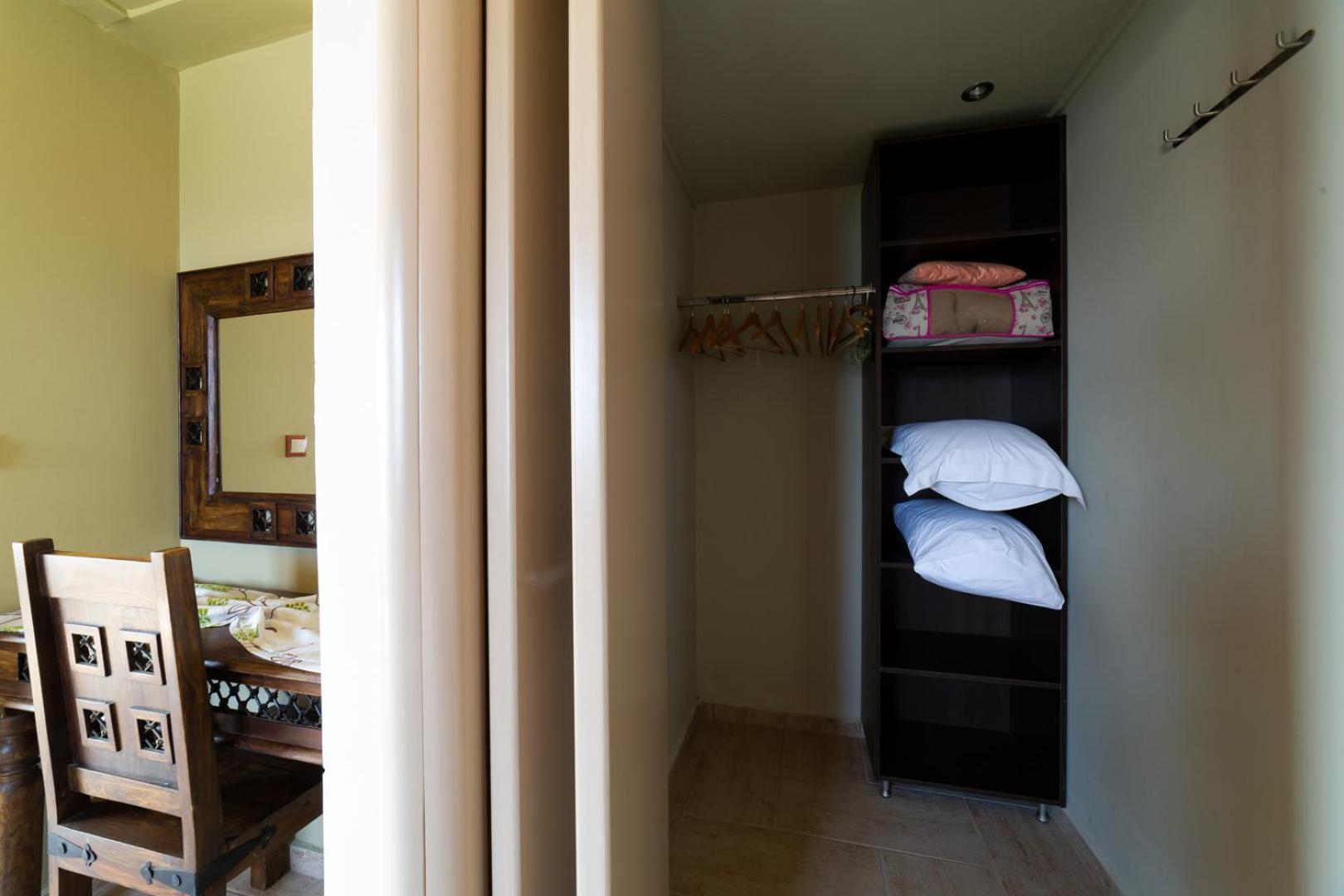 Apolafsi Aparthotel Lixouri Bagian luar foto